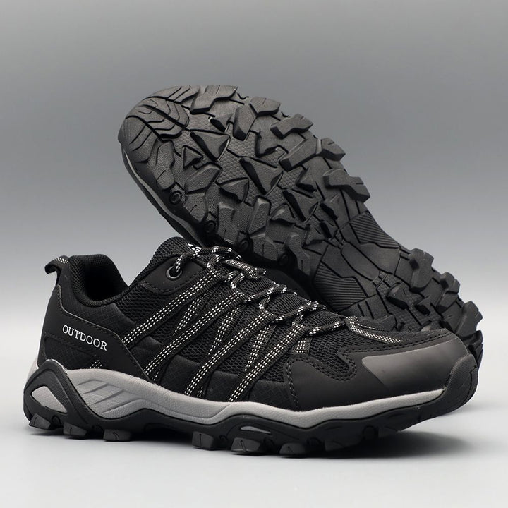 Tom Outdoor Sneakers