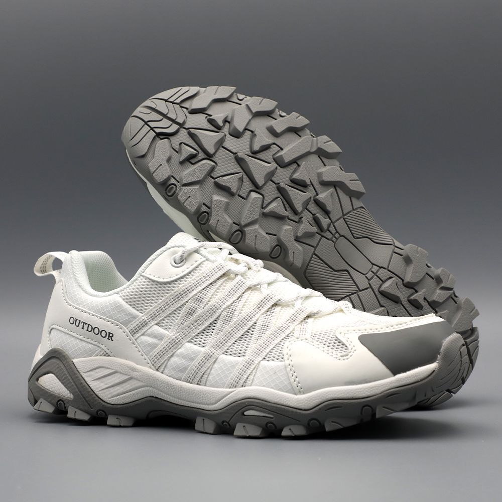 Tom Outdoor Sneakers