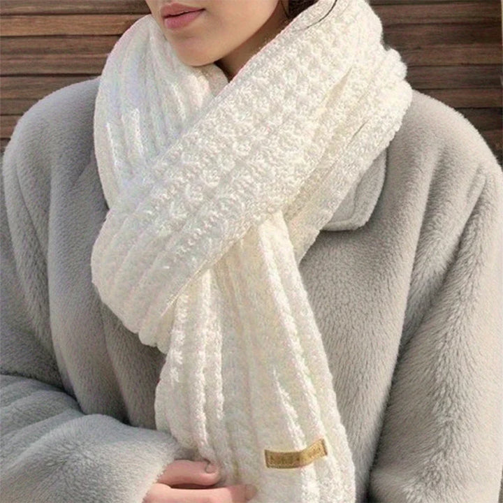 Elara Cozyknit Scarf