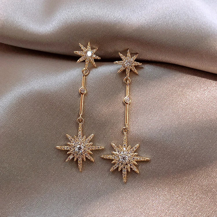 Selora Star Drop Earrings