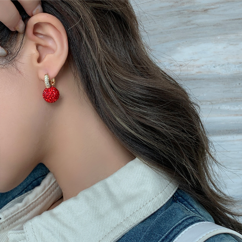 Rovella Crystal Drop Earrings