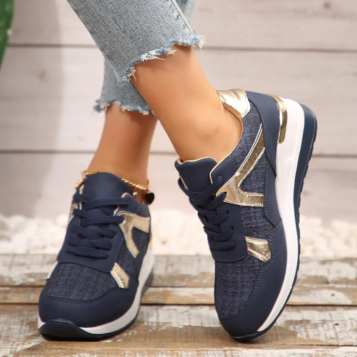 Clara Viento Sneakers