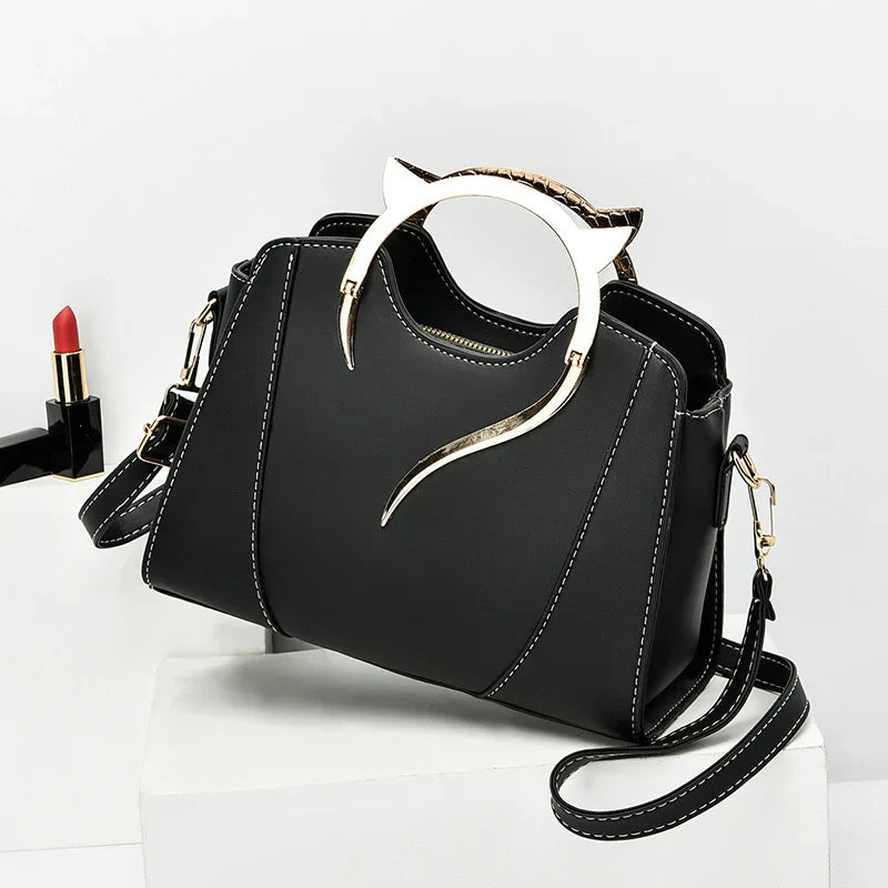 Luvina Cat Handle Bag