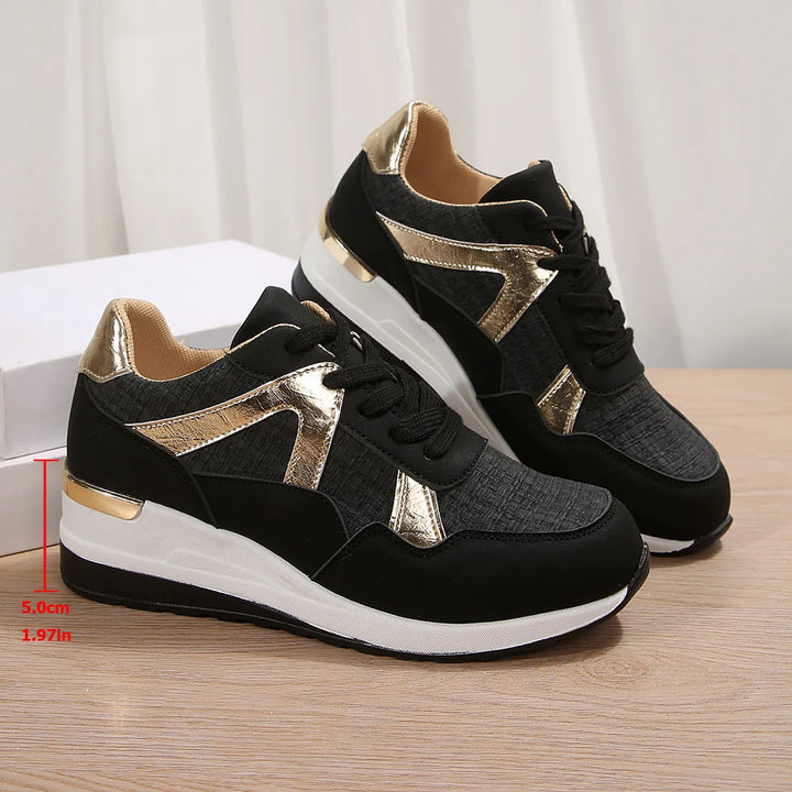 Clara Viento Sneakers