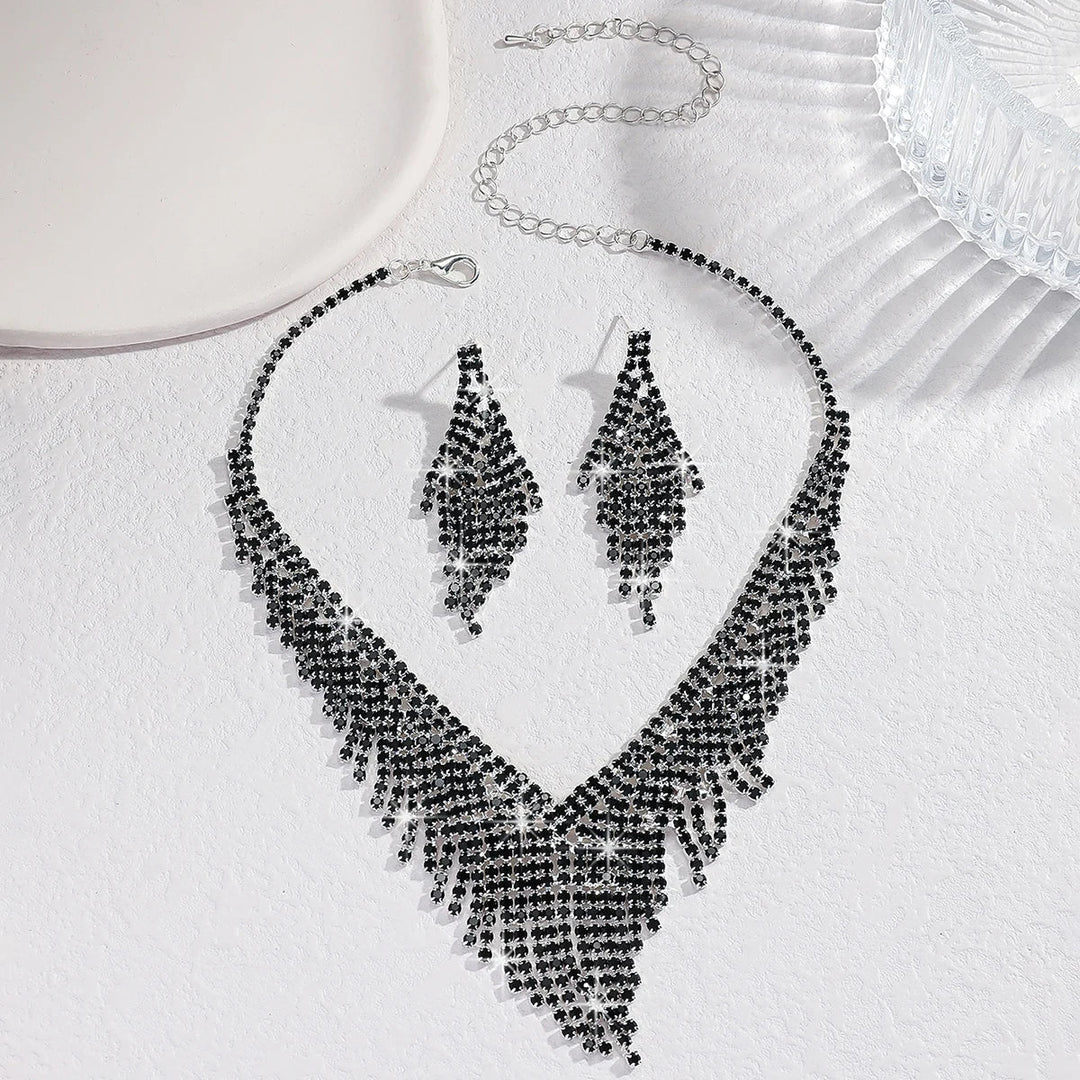 Valenora Crystal Necklace Set