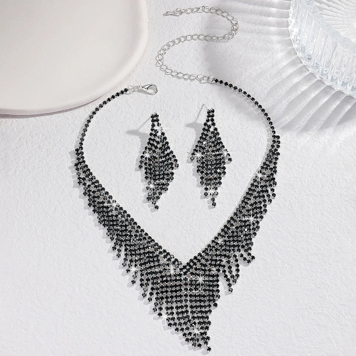 Valenora Crystal Necklace Set