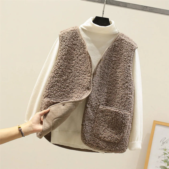 Alara Soft-Wool Vest