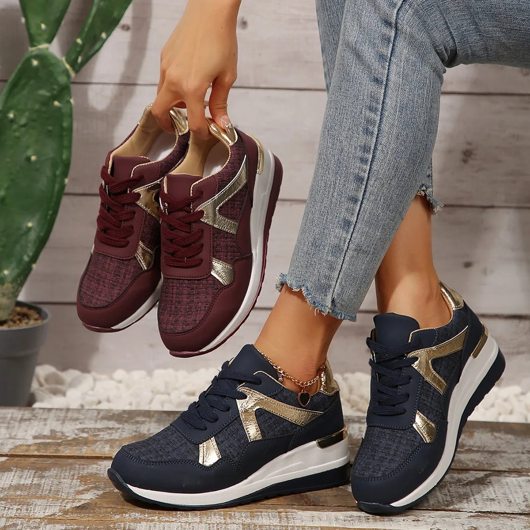 Clara Viento Sneakers