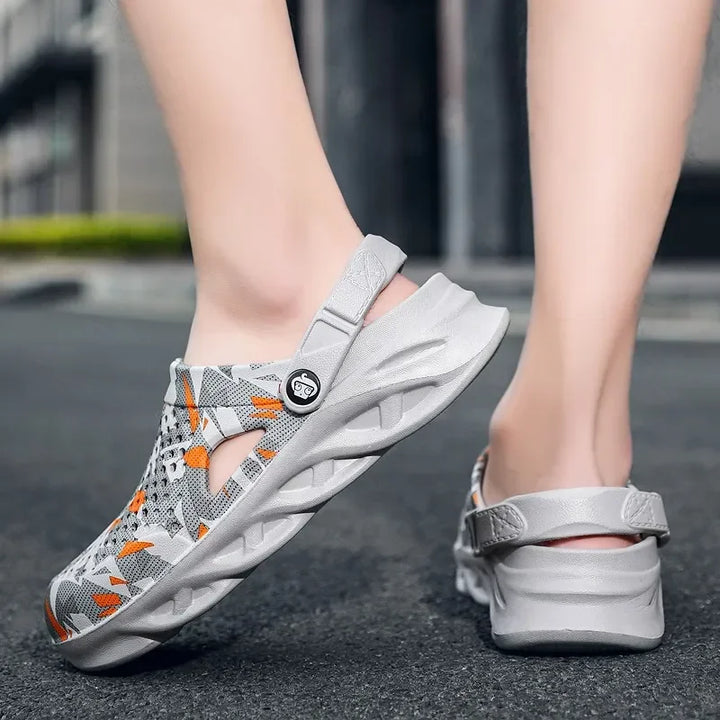 Kendrick Mesh Active Clogs